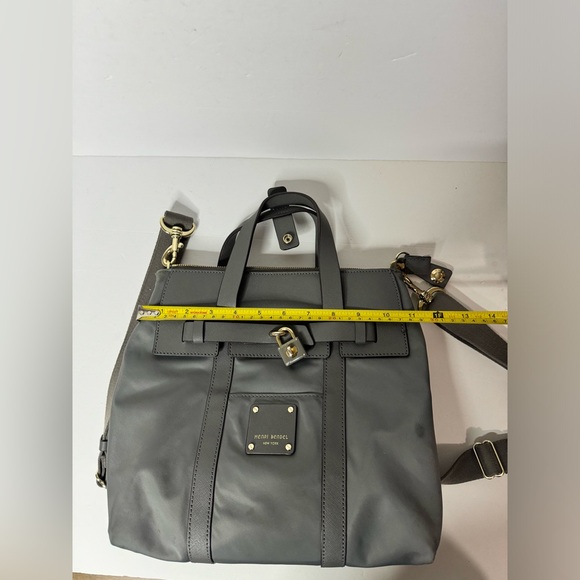 HENRI BENDEL Jet Setter Nylon Leather Convertible Shoulder Bag Backpack Gray - Picture 8 of 12